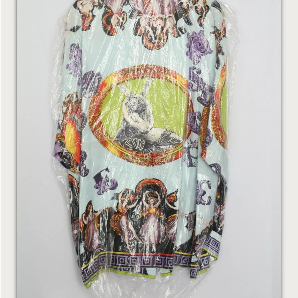 Vintage and Authentic Versace Silk Men’s Shirt - Picture 2 of 2